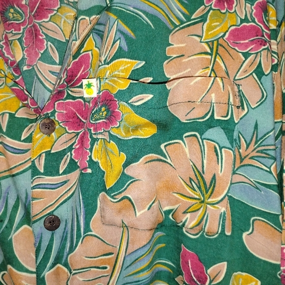PINEAPPLE MOON ALOHA SHIRT - Picture 6 of 8
